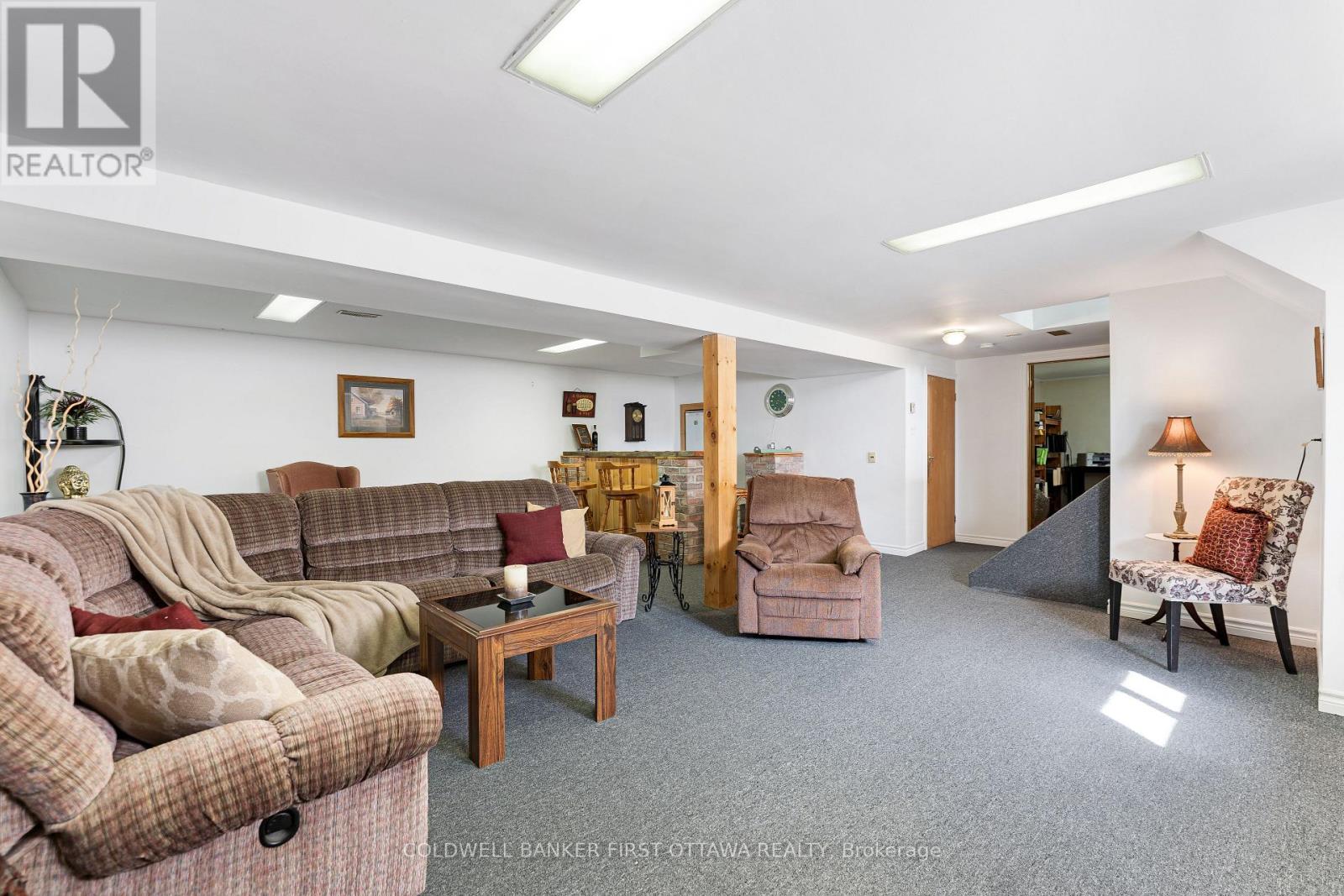 6739 43 HIGHWAY - Image 30