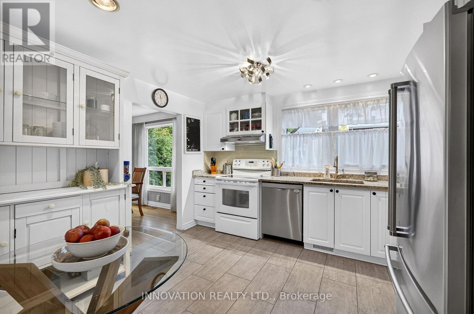 11 Welkin Crescent — photo 17