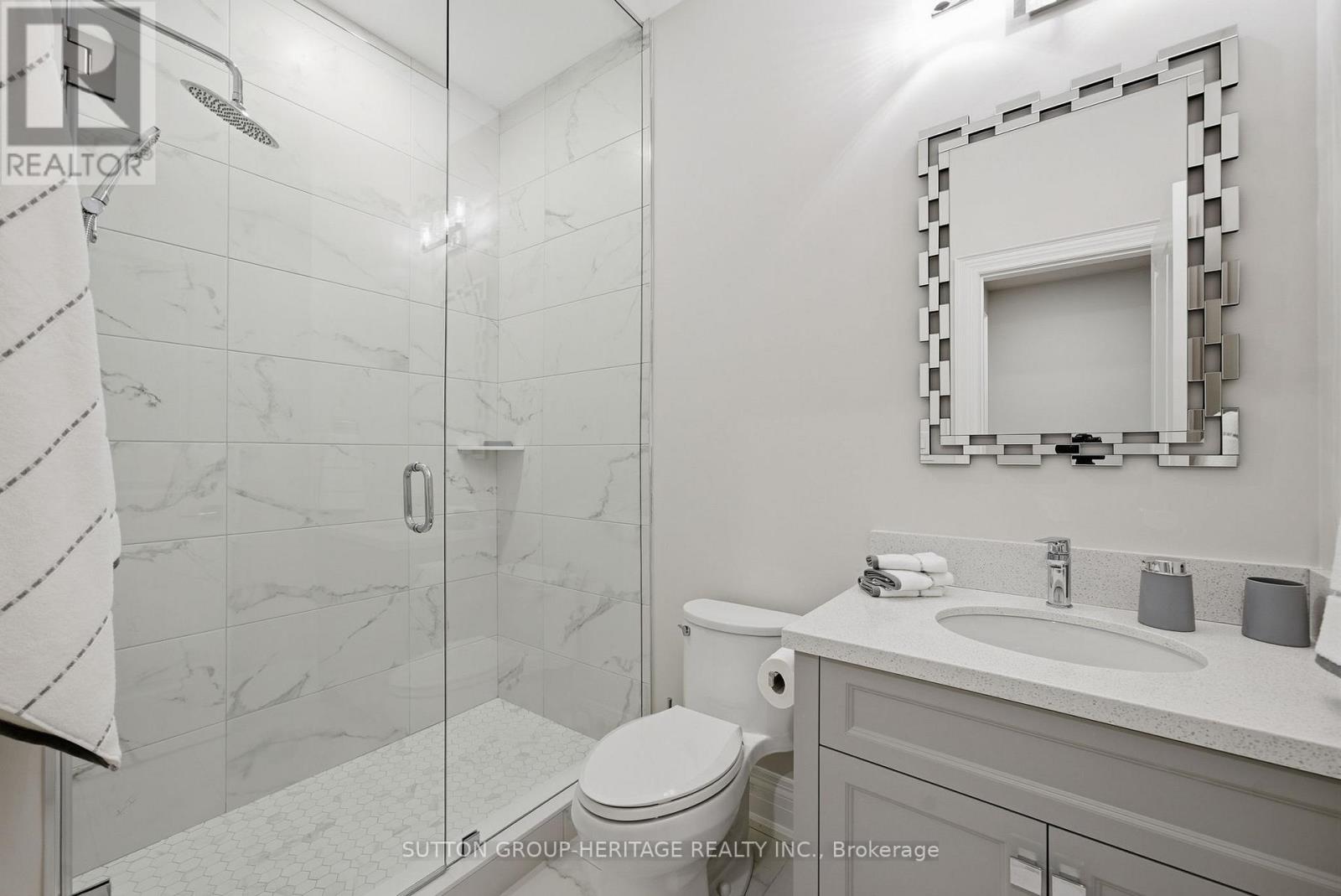 18 Dexshire Drive, Ajax, ON photo 44