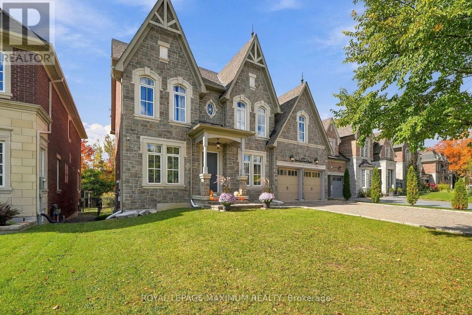 124 Annsleywood Court, Vaughan, ON photo 3