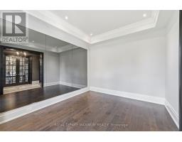 Bedroom 2 - 124 Annsleywood Court, Vaughan, ON L4H4G6 Photo 15