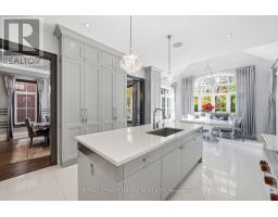 Kitchen - 124 Annsleywood Court, Vaughan, ON L4H4G6 Photo 9