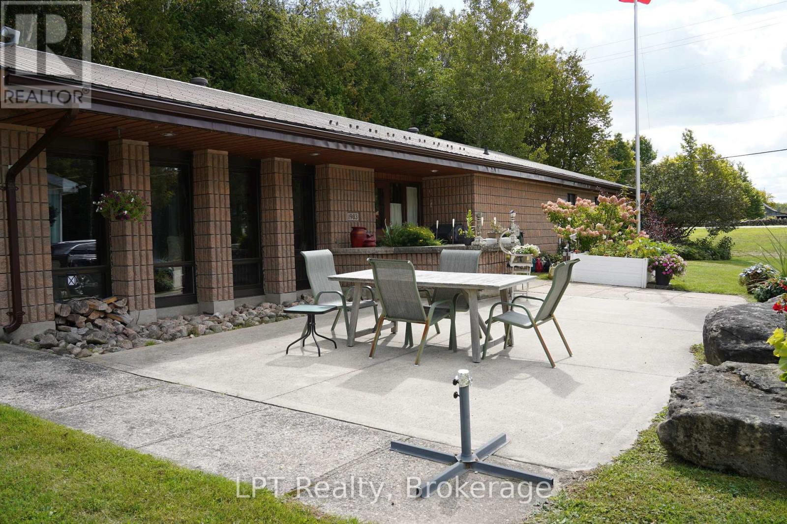 401297 GREY ROAD 17 - Image 37