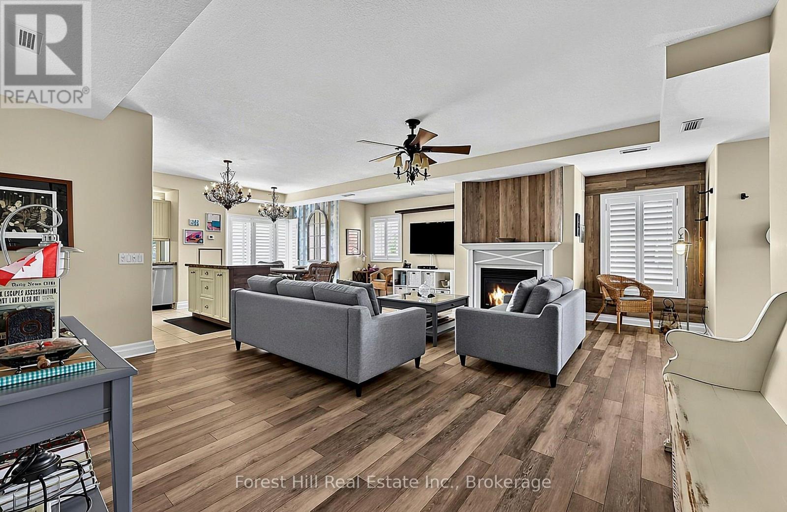 202 - 110 STEAMSHIP BAY ROAD N, Gravenhurst (Muskoka (S)) — photo 3