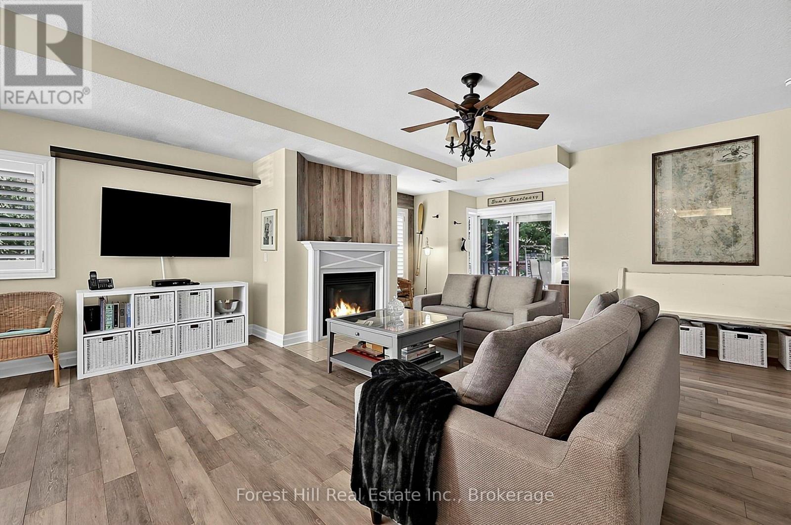 202 - 110 STEAMSHIP BAY ROAD N, Gravenhurst (Muskoka (S)) — photo 6