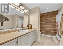 202 - 110 Steamship Bay Road N, Gravenhurst), ON P1P1Z9 Photo 15