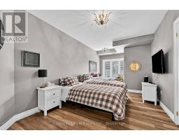 202 - 110 Steamship Bay Road N, Gravenhurst), ON P1P1Z9 Photo 17