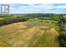 584 Curry Road, Penetanguishene, ON L9M2C8 Photo 14