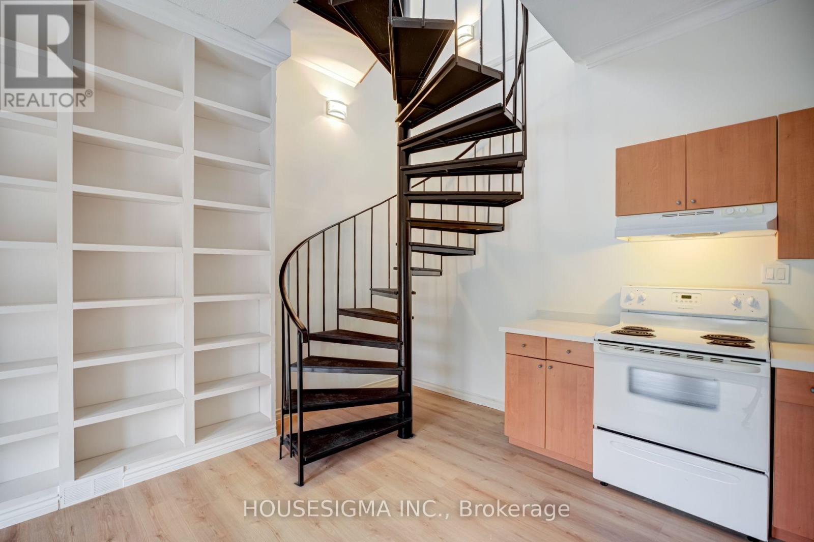 LOFT - 22 DRURY LANE, Barrie (Codrington) — photo 5