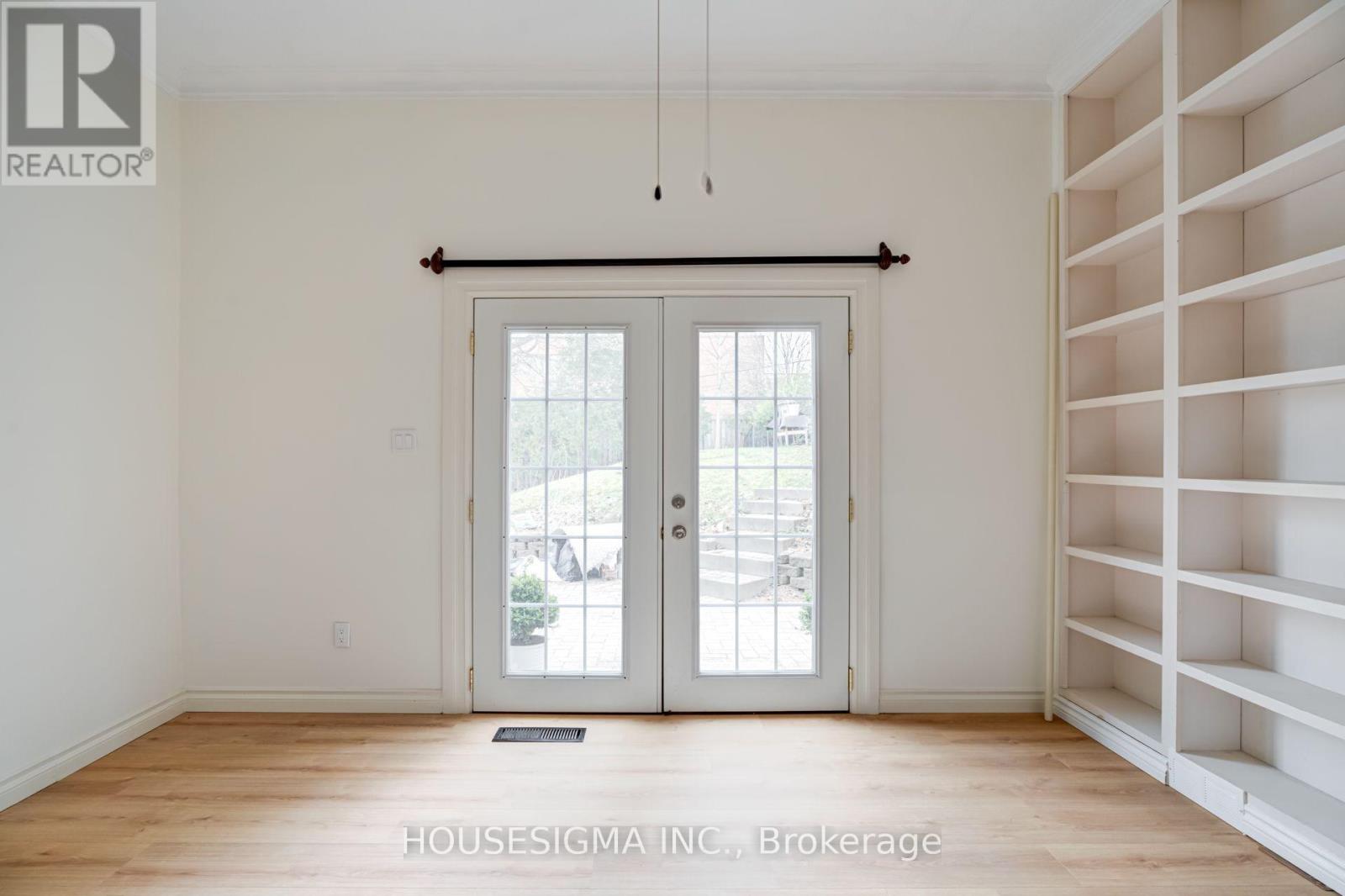 LOFT - 22 DRURY LANE, Barrie (Codrington) — photo 9