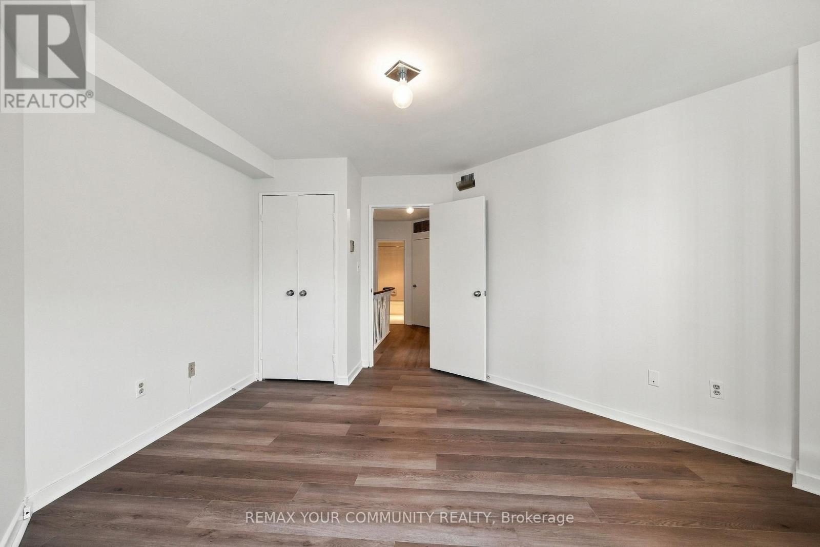#410 349 ST CLAIR AVENUE W - Image 21