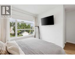2731 19 Avenue SW - photo 17