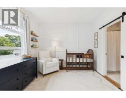 2731 19 Avenue SW - photo 24