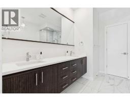 2731 19 Avenue SW - photo 19