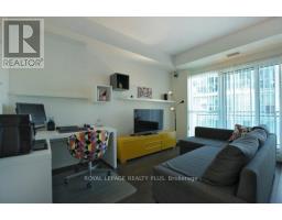 2231 - 165 Legion Road N, Toronto, ON M8Y0B3 Photo 6