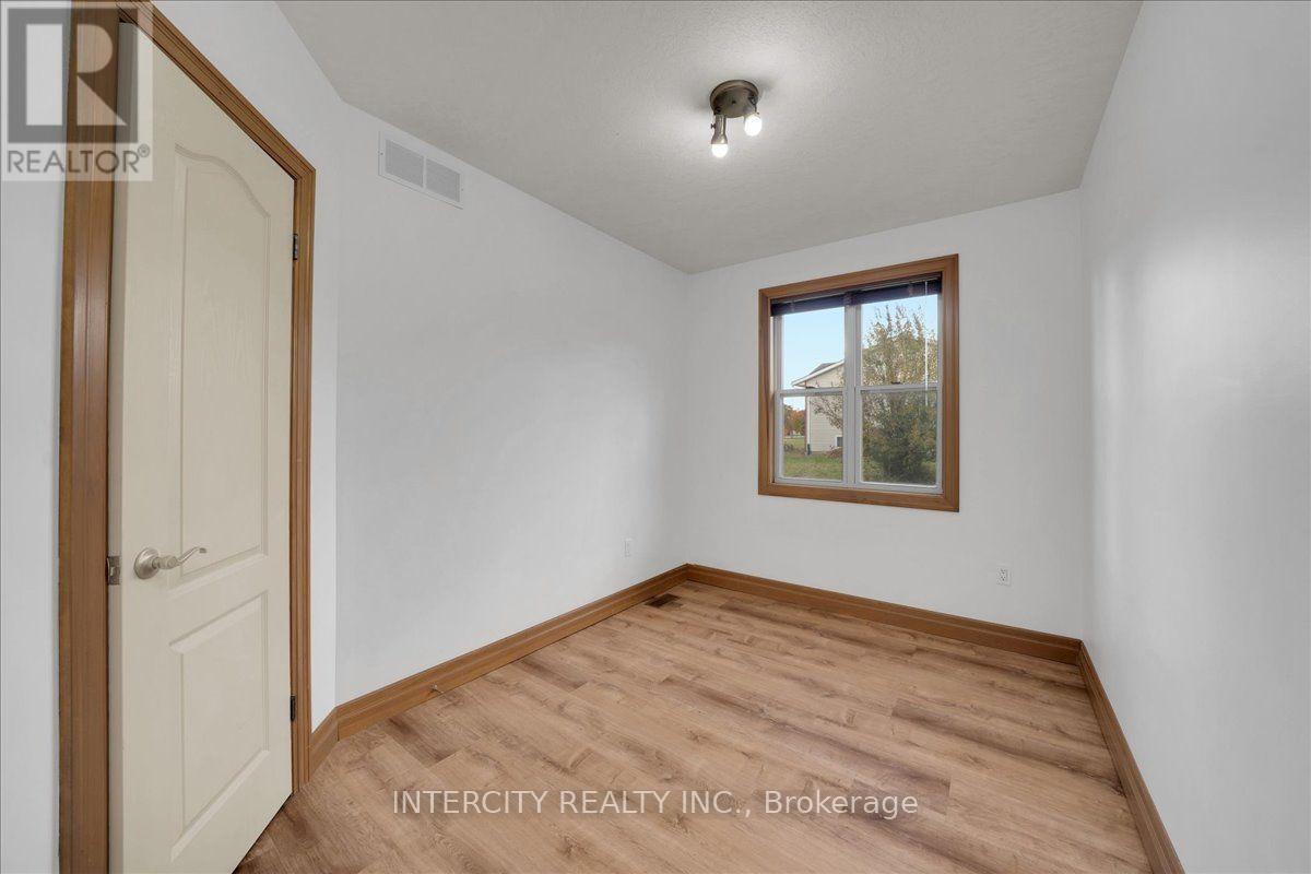 3 Torrance Lane, Centre Wellington, ON photo 33