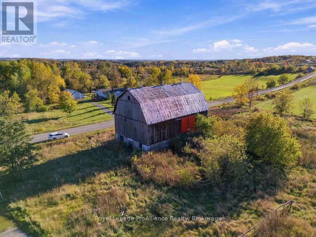 638 Wellmans Road — photo 40