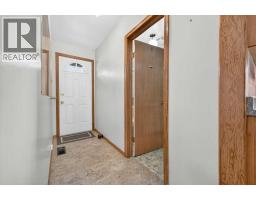 4339 70 Street Nw, Calgary, AB T3B2K4 Photo 17