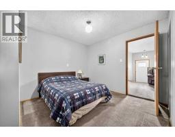 4339 70 Street Nw, Calgary, AB T3B2K4 Photo 25