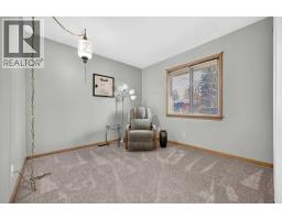 4339 70 Street Nw, Calgary, AB T3B2K4 Photo 30