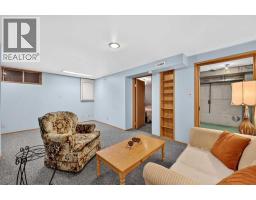 4339 70 Street Nw, Calgary, AB T3B2K4 Photo 38