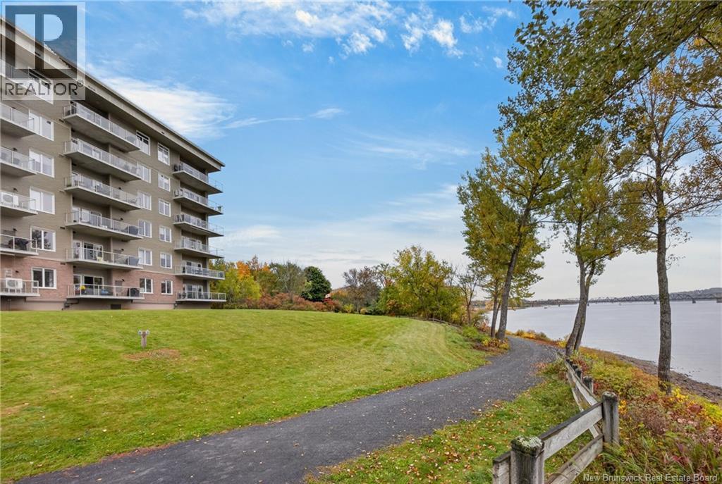 #201 1 Southview Lane - 34