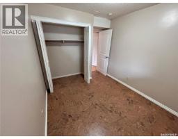4pc Bathroom - 716 425 115th Street E, Saskatoon, SK S7N2E5 Photo 9