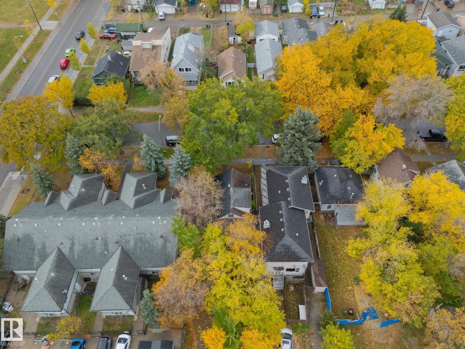 11911 77 ST NW - 9