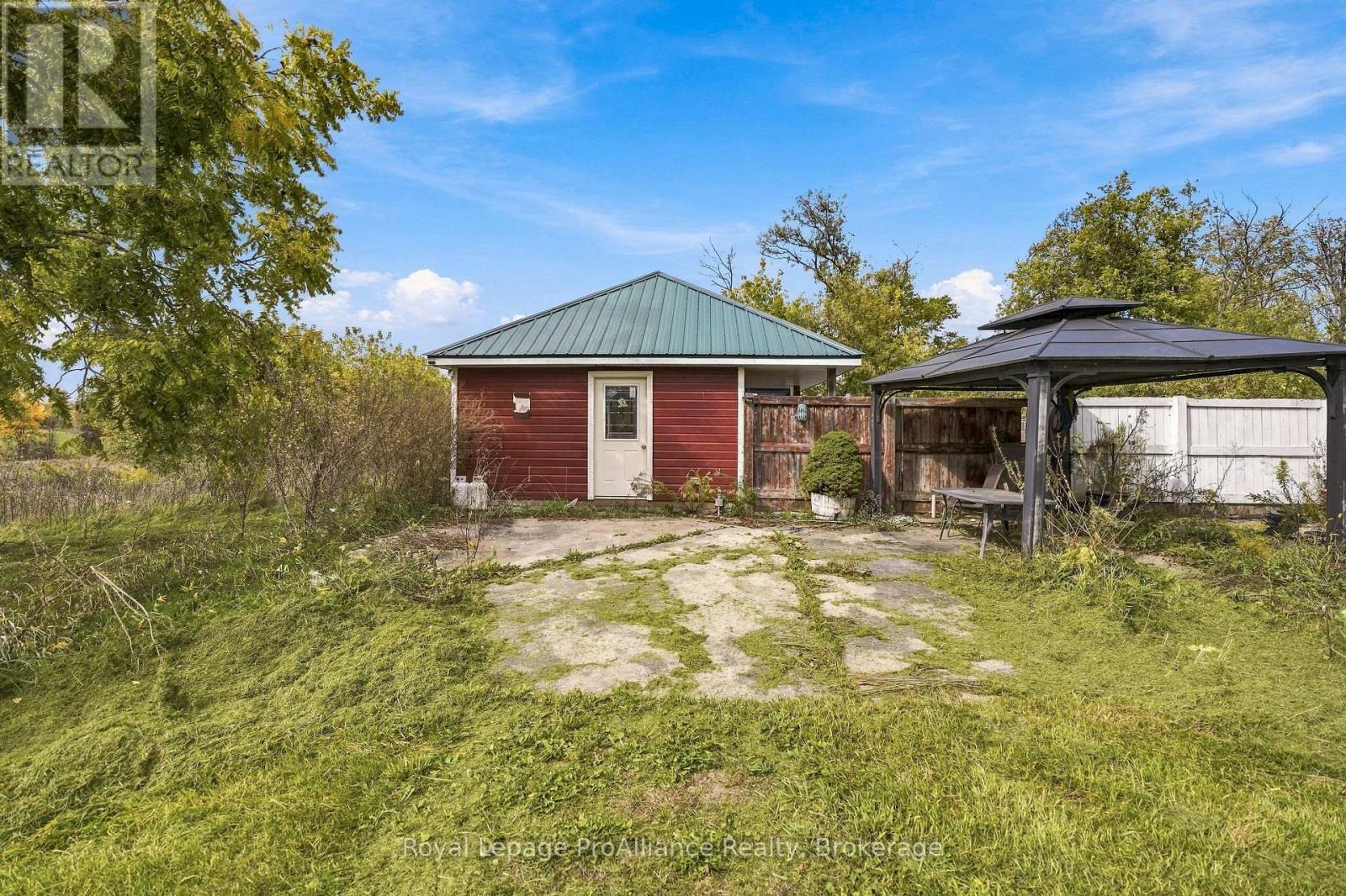 638 Wellmans Road — photo 36