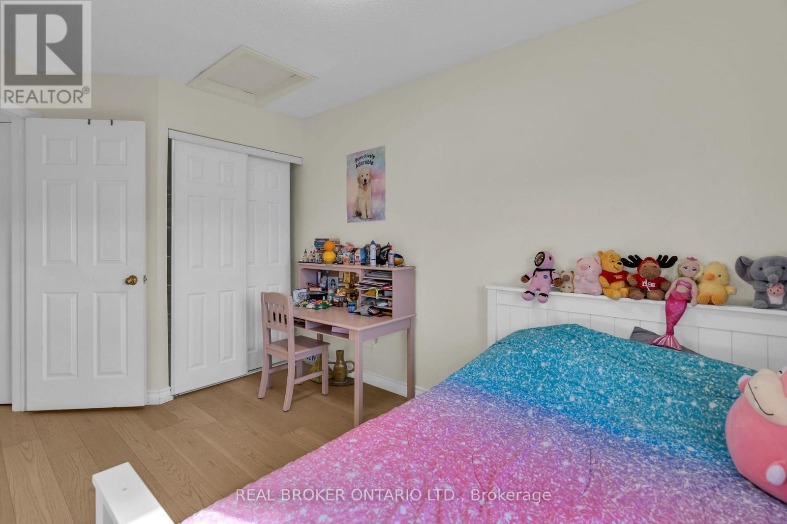 565 Bondi Avenue — photo 27
