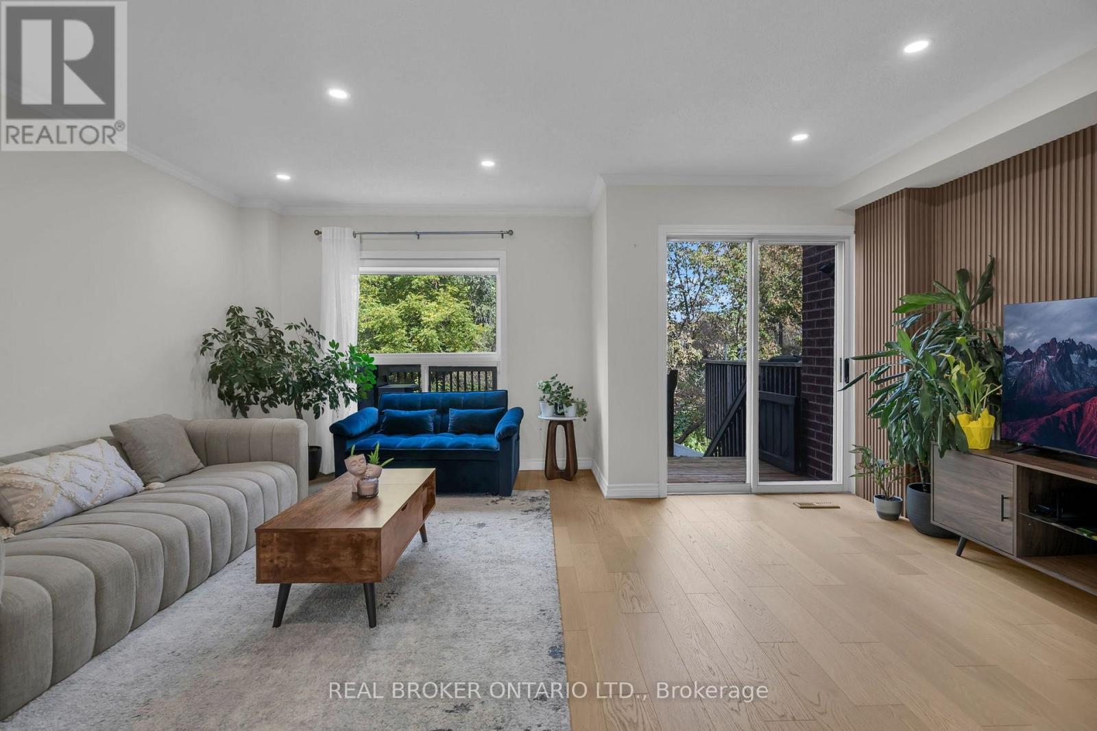 565 BONDI AVENUE, Newmarket (Gorham-College Manor) — photo 7
