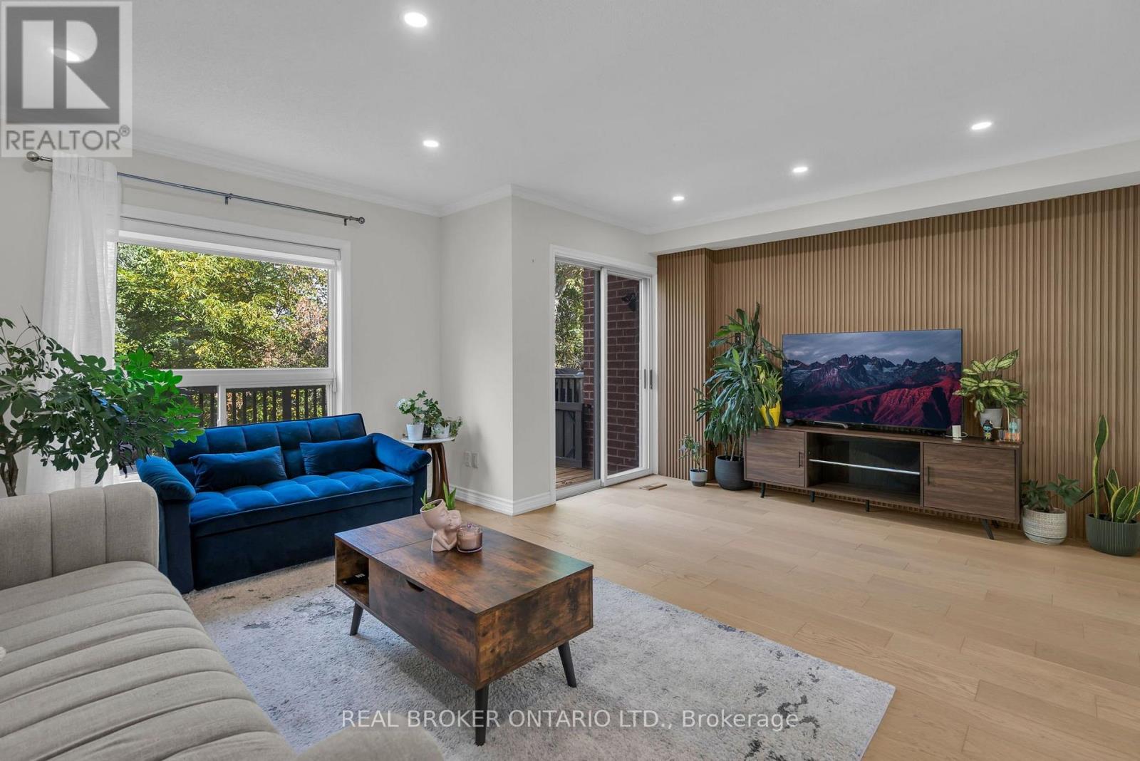 565 BONDI AVENUE, Newmarket (Gorham-College Manor) — photo 8