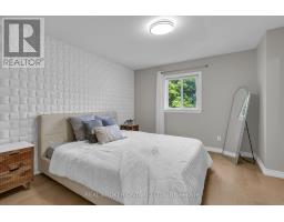 565 Bondi Avenue, Newmarket, ON L3Y8R5 Photo 23
