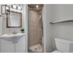 565 Bondi Avenue, Newmarket, ON L3Y8R5 Photo 25