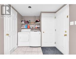 565 Bondi Avenue, Newmarket, ON L3Y8R5 Photo 34