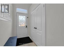 565 Bondi Avenue, Newmarket, ON L3Y8R5 Photo 6