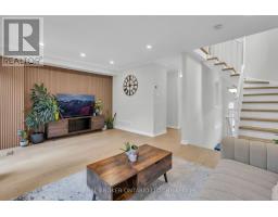 565 Bondi Avenue, Newmarket, ON L3Y8R5 Photo 9