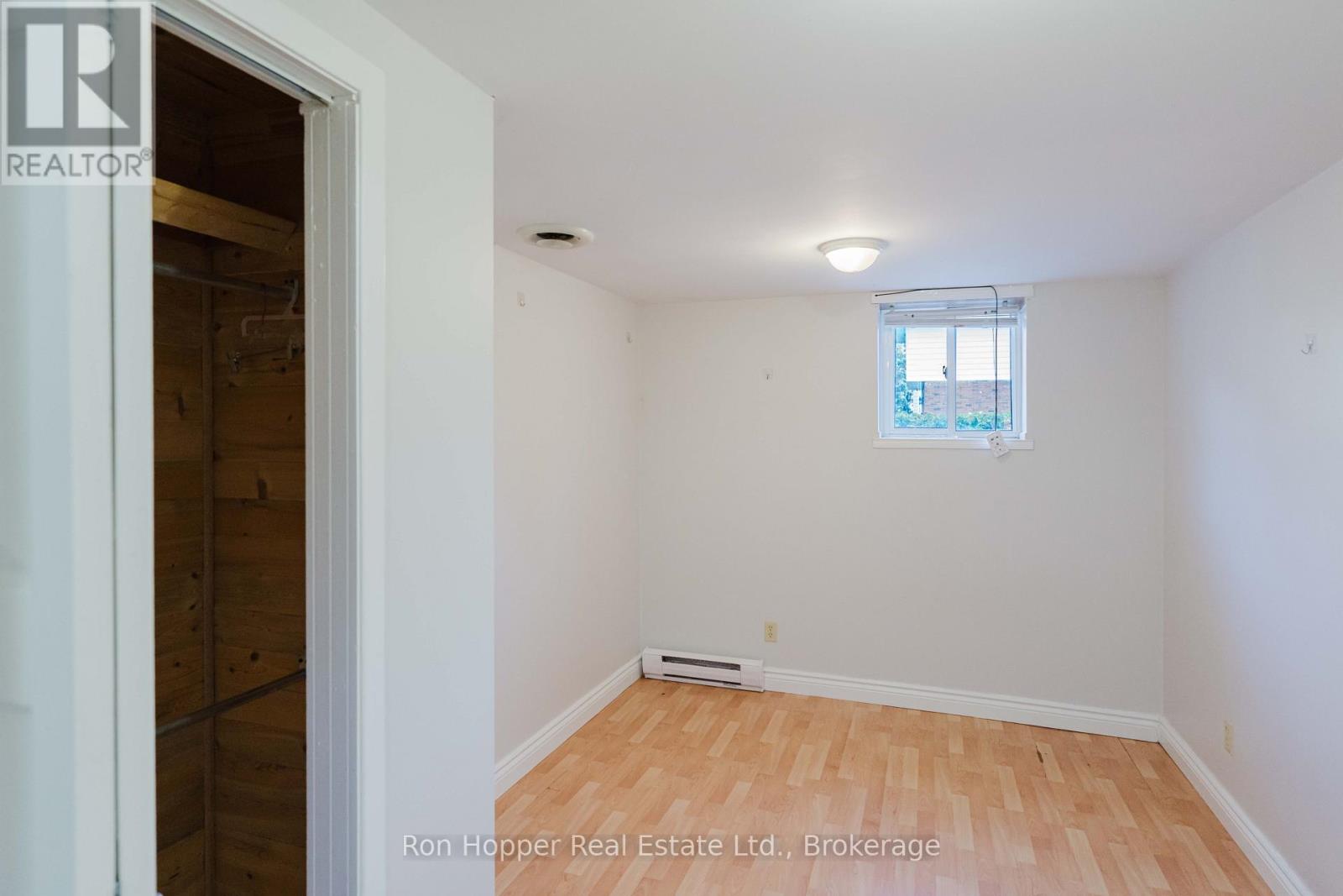 1082 8TH STREET E - 16