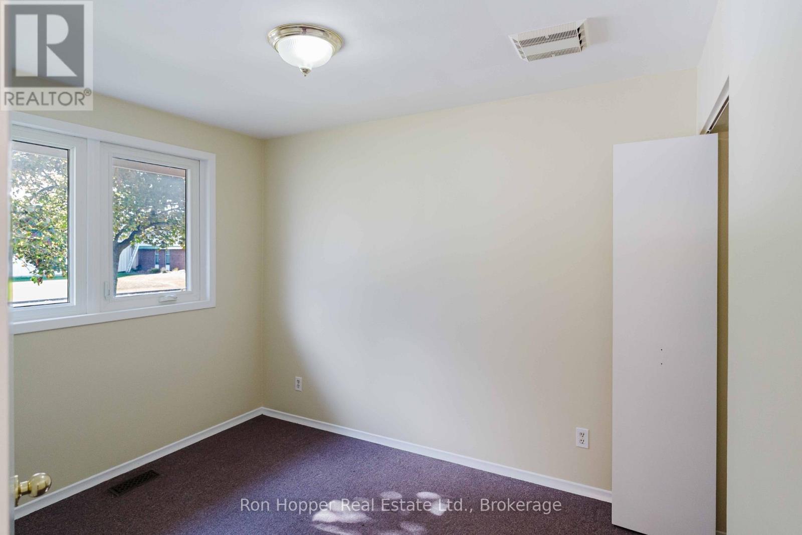 1082 8TH STREET E - 29