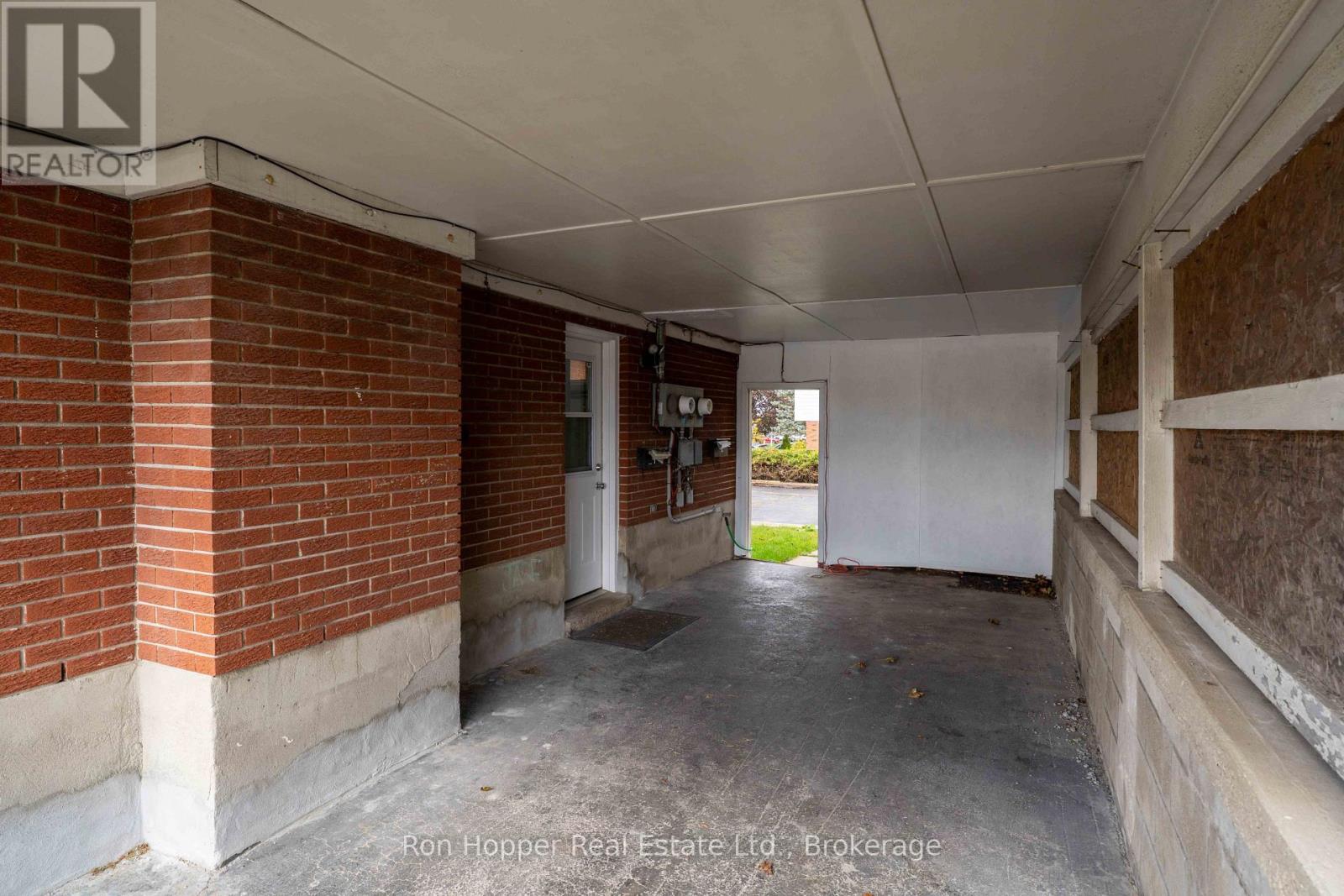1082 8TH STREET E - 5
