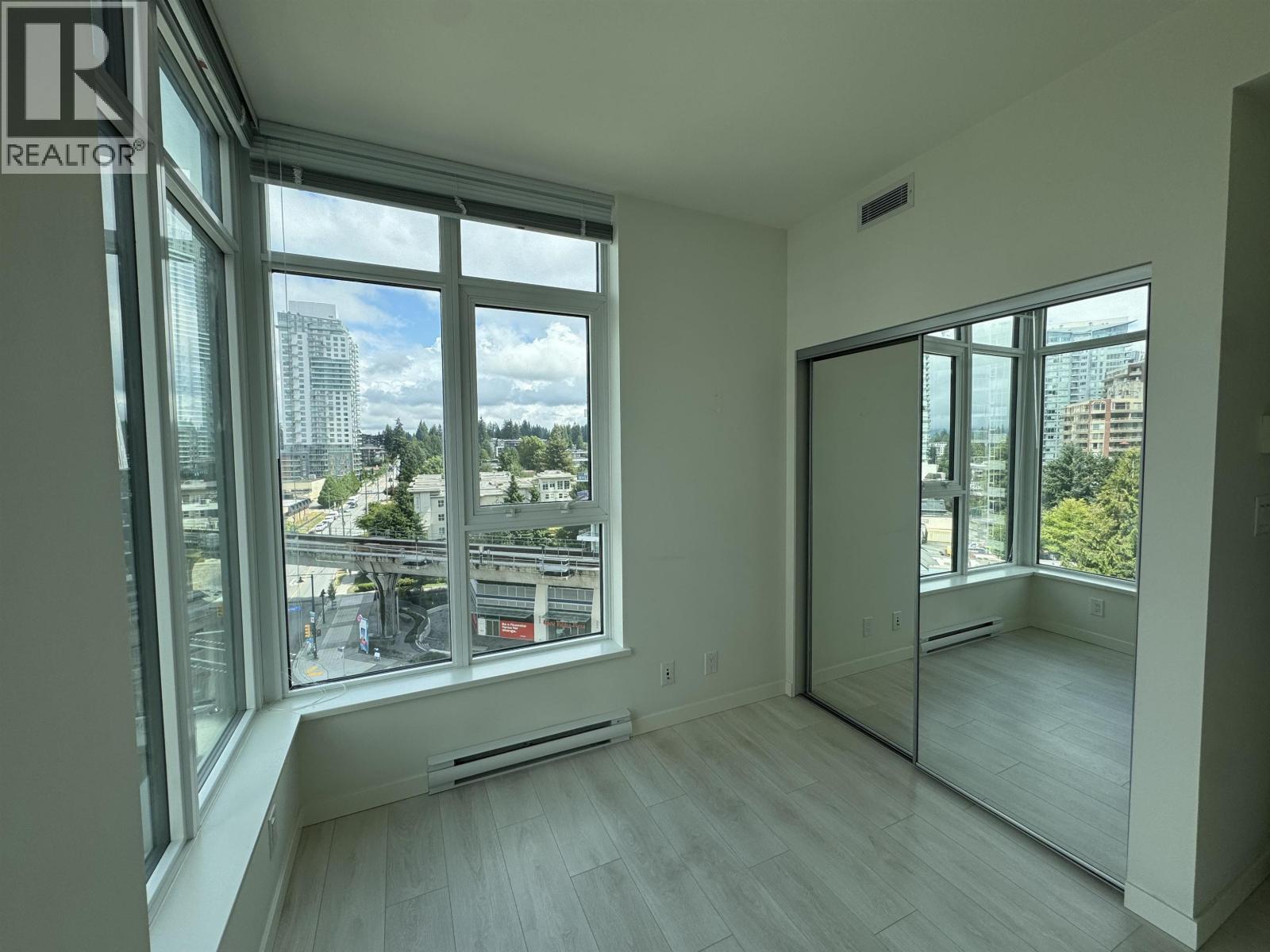 808 691 NORTH ROAD, Coquitlam - Image 1