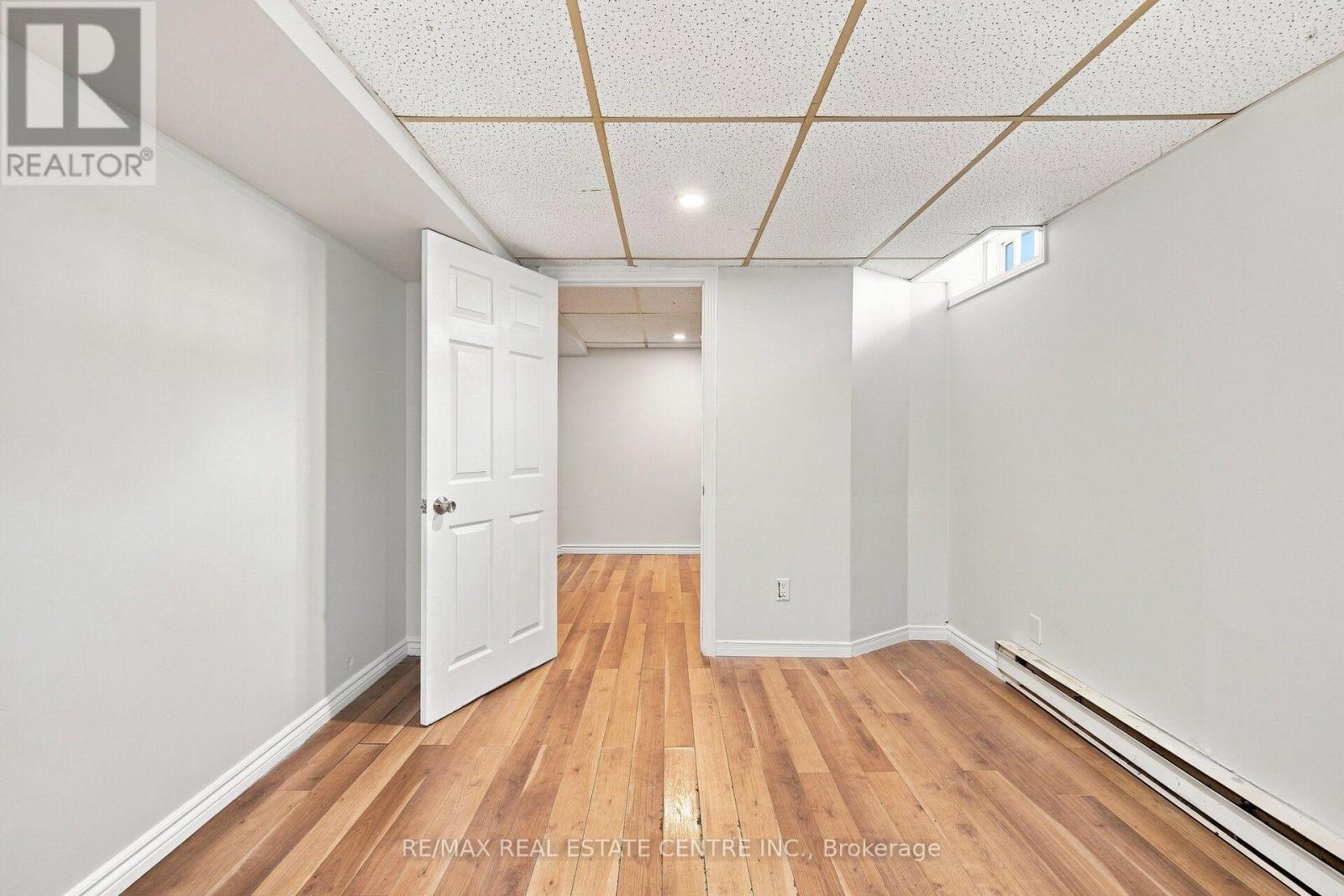 44 GRAND VALLEY DRIVE - 19