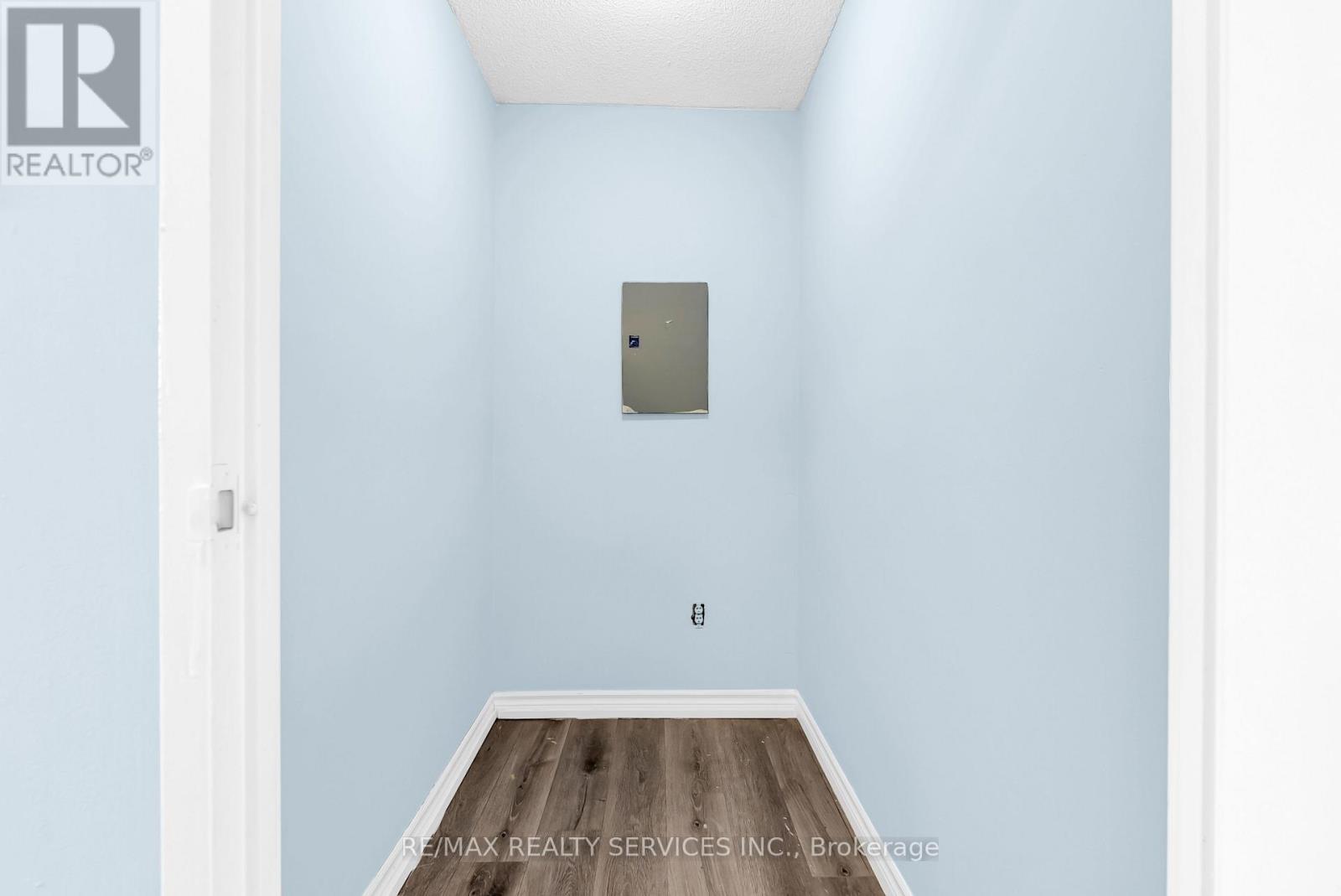 21 Markbrook Lane North — photo 29