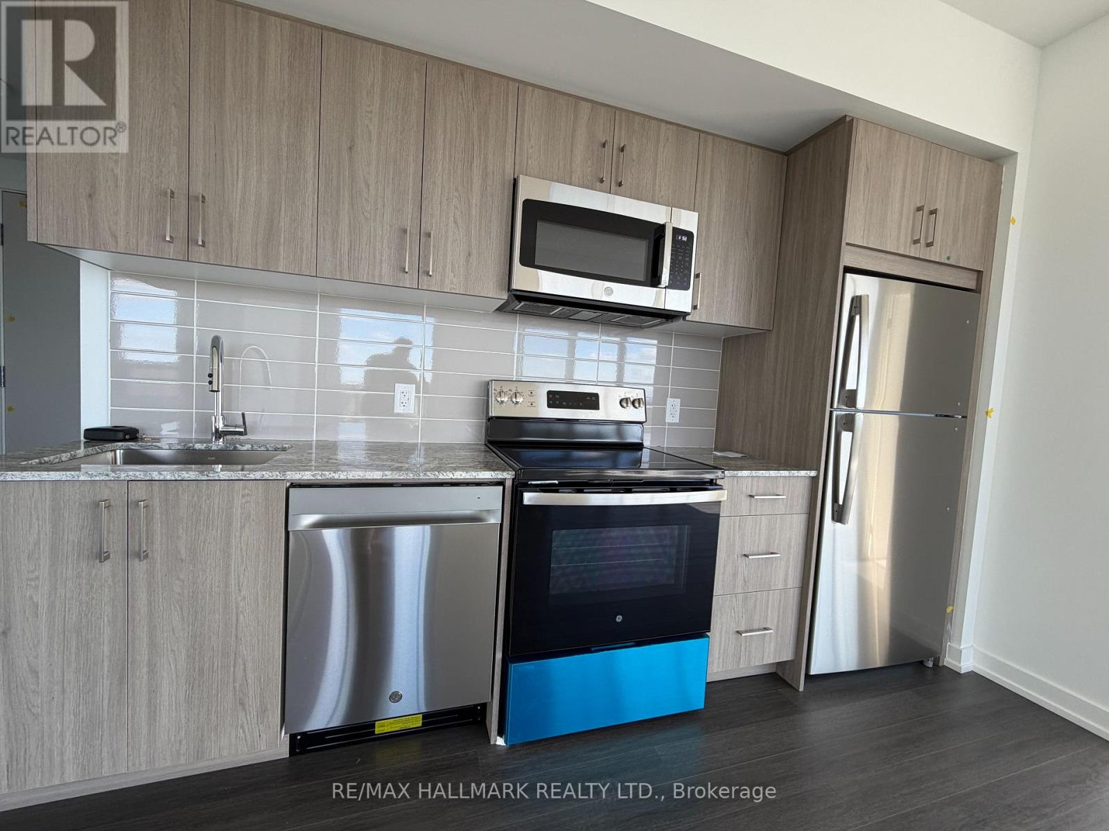 2610 - 4010 EGLINTON AVENUE W, Toronto (Humber Heights) — photo 2