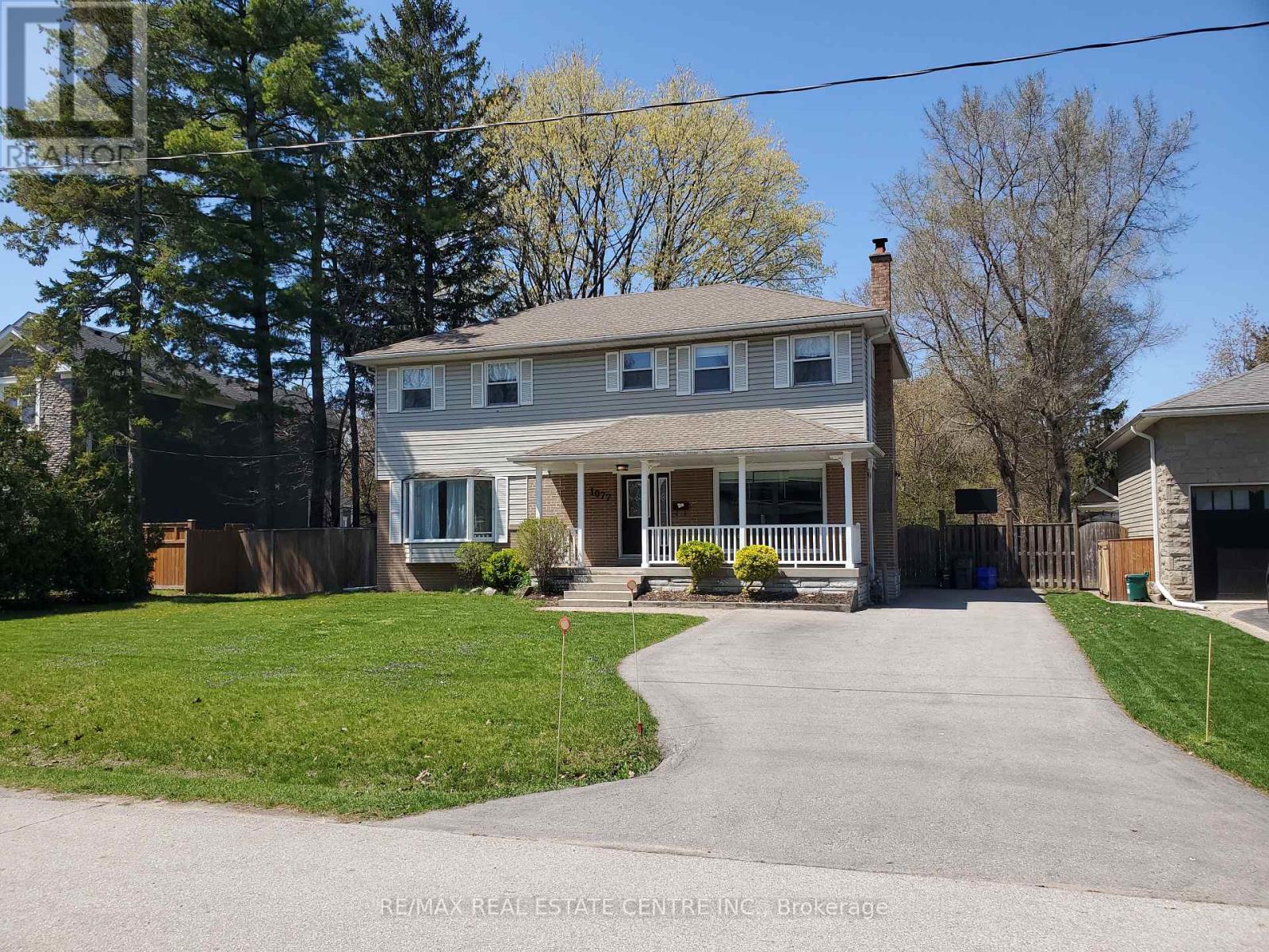 Photo of 1077 Selby Avenue