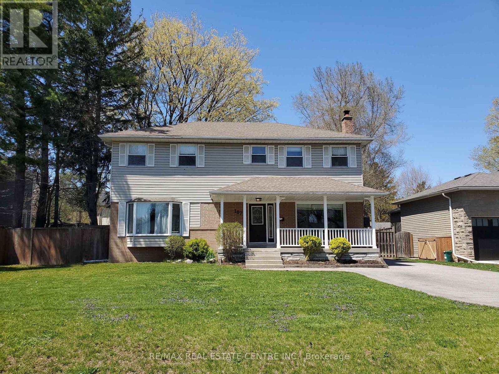 1077 SELBY AVENUE, Oakville (WO West) — photo 2