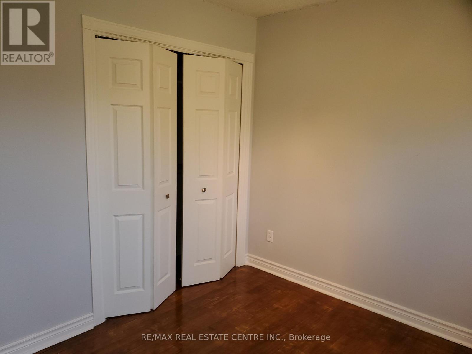 1077 Selby Avenue — photo 24