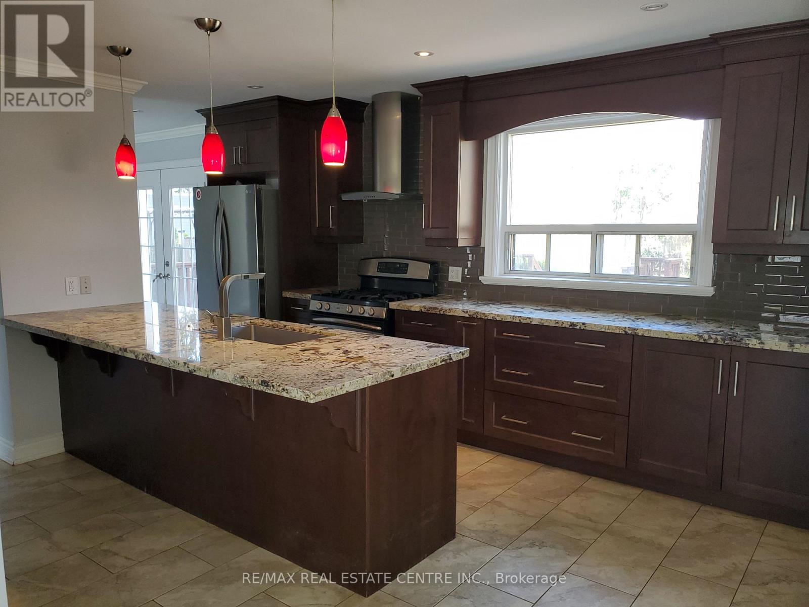 1077 SELBY AVENUE, Oakville (WO West) — photo 8