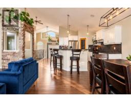 212 Westland Street - photo 6