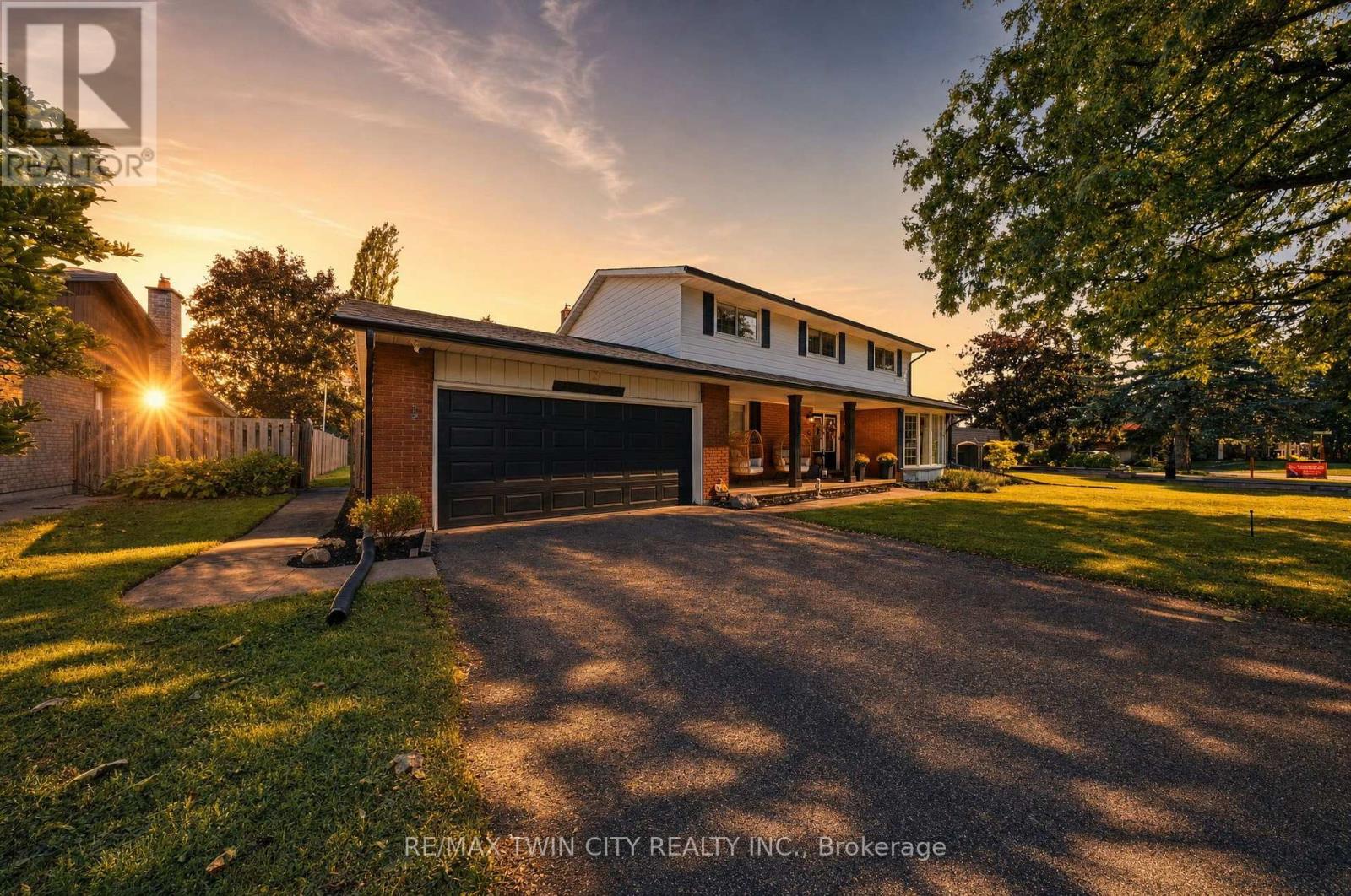 25 CEDARLAND DRIVE - 1